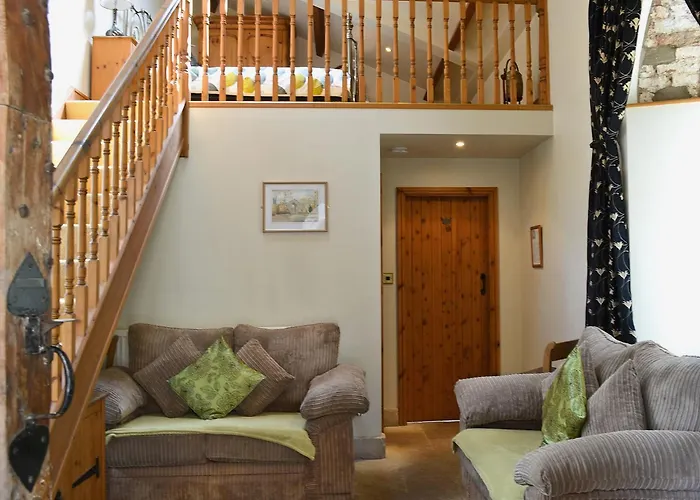 The Low Lodge